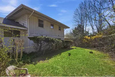 26 Lauretta Drive, Highland, NY 12528 - Photo 19