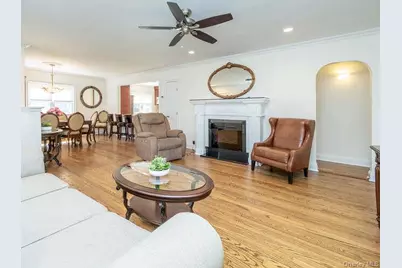 1 Roosevelt Street, Glen Cove, NY 11542 - Photo 3