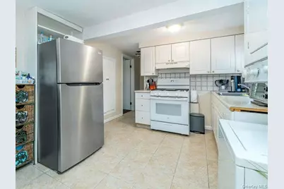 1 Roosevelt Street, Glen Cove, NY 11542 - Photo 17