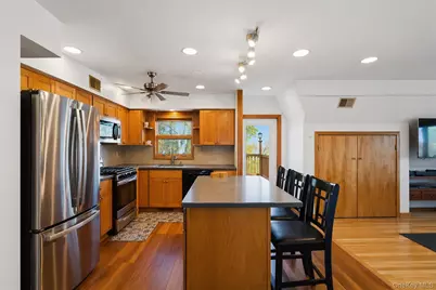 180 E Railroad Avenue, West Haverstraw, NY 10993 - Photo 11