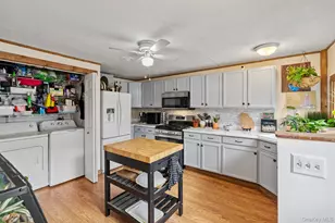 6 Patterson St, Port Jervis, NY 12771 - Photo 17