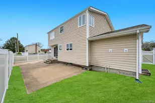 67 College Rd, Selden, NY 11784 - Photo 9