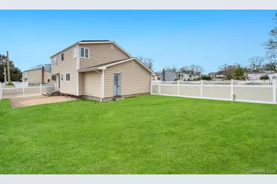 67 College Road, Selden, NY 11784 - Photo 7