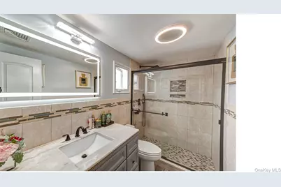 32 Imperial Drive, Selden, NY 11784 - Photo 15