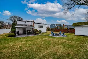 32 Imperial Dr, Selden, NY 11784 - Photo 3