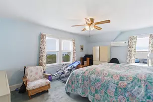 25 Iris Ave, Floral Park, NY 11001 - Photo 17