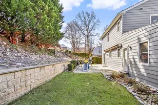 14 Emerald Pl, Yonkers, NY 10703 - Photo 39
