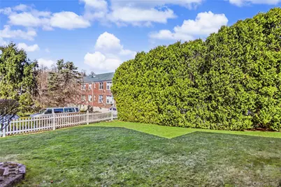 14 Emerald Place, Yonkers, NY 10703 - Photo 47