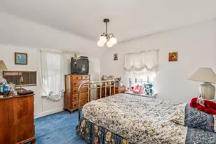 85-25 213th St, Hollis, NY 11427 - Photo 19