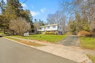 29 Sandy Brook Dr, Spring Valley, NY 10977 - Photo 3