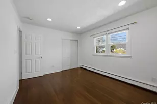 310 Jamaica Ave, Medford, NY 11763 - Photo 9