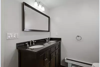 310 Jamaica Avenue, Medford, NY 11763 - Photo 13