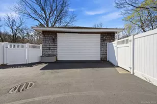 310 Jamaica Ave, Medford, NY 11763 - Photo 27