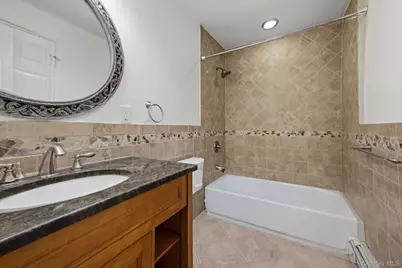 310 Jamaica Avenue, Medford, NY 11763 - Photo 17
