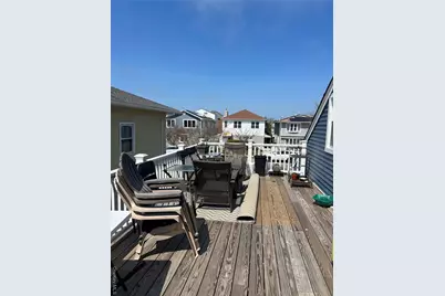 644 E Olive Street #Upper, Long Beach, NY 11561 - Photo 11