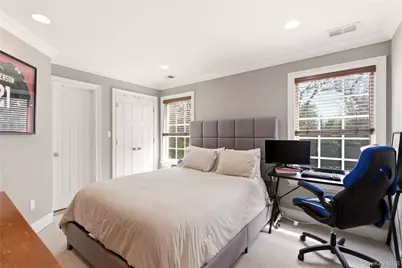 32 Highfield Lane, East Hills, NY 11577 - Photo 27