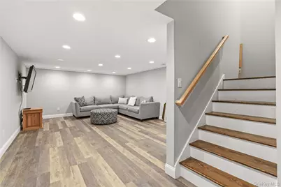 32 Highfield Lane, East Hills, NY 11577 - Photo 33