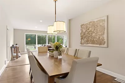 32 Highfield Lane, East Hills, NY 11577 - Photo 9