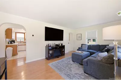 1155 Delmar Avenue, Franklin Square, NY 11010 - Photo 5