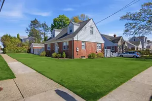 1155 Delmar Ave, Franklin Square, NY 11010 - Photo 25