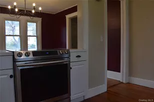 21 Rosalind Rd, Poughkeepsie, NY 12601 - Photo 11