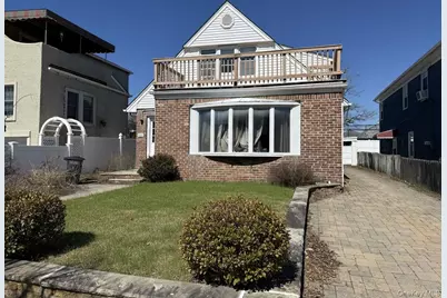 525 E Olive Street #Upper, Long Beach, NY 11561 - Photo 1