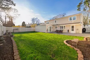 3628 Princeton Dr N, Wantagh, NY 11793 - Photo 27