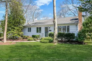 223 Connetquot Rd, Bayport, NY 11705 - Photo 5