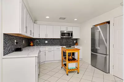 95 Gail Drive, New Rochelle, NY 10805 - Photo 37