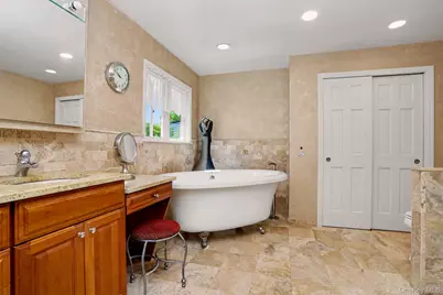 95 Gail Drive, New Rochelle, NY 10805 - Photo 31