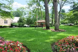 920 Pelhamdale Ave, Pelham, NY 10803 - Photo 17