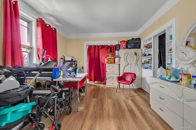87-02 55th Road, Elmhurst, NY 11373 - Photo 9