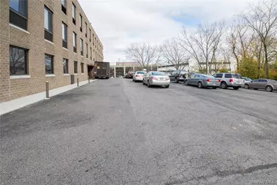 944 N Broadway, Yonkers, NY 10701 - Photo 7