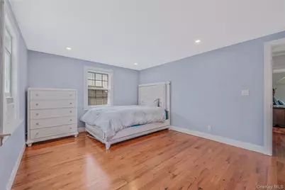 16 Felton Avenue, Valley Stream, NY 11580 - Photo 17