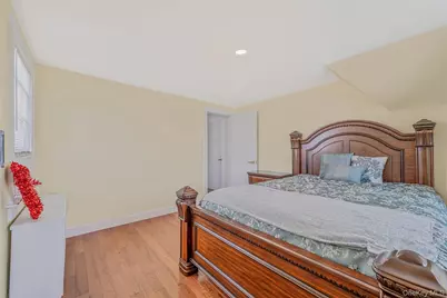 16 Felton Avenue, Valley Stream, NY 11580 - Photo 19