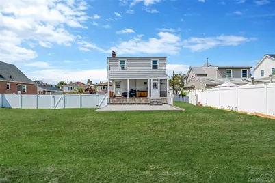 16 Felton Avenue, Valley Stream, NY 11580 - Photo 29