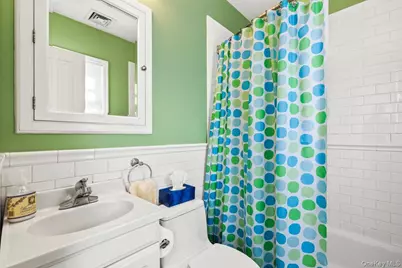 314 Hunter Street, Mamaroneck, NY 10543 - Photo 27