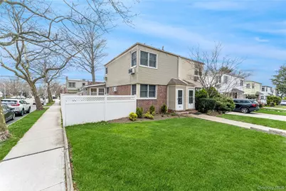 69-62 199th Street, Fresh Meadows, NY 11365 - Photo 21