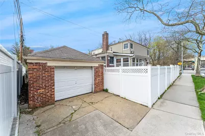 69-62 199th Street, Fresh Meadows, NY 11365 - Photo 19