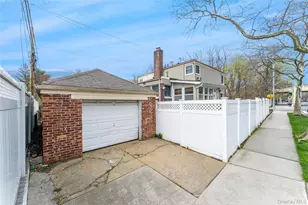 69-62 199th St, Fresh Meadows, NY 11365 - Photo 19