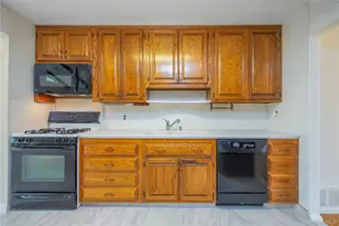 54 Meyer Oval, Pearl River, NY 10965 - Photo 17