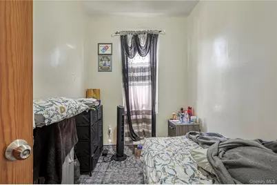 748 E 225 Street, Bronx, NY 10466 - Photo 5