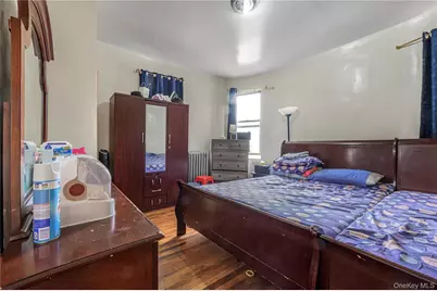 748 E 225 Street, Bronx, NY 10466 - Photo 13