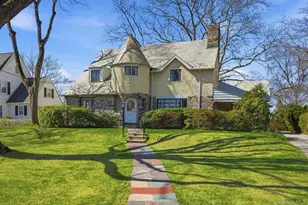 5 Seymour Pl, White Plains, NY 10605 - Photo 3