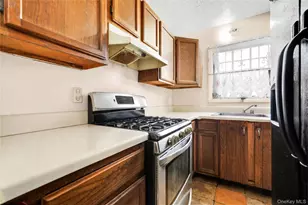 2069 Seward Ave, Bronx, NY 10473 - Photo 7