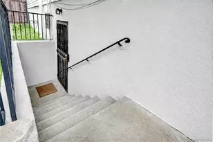 2069 Seward Ave, Bronx, NY 10473 - Photo 21