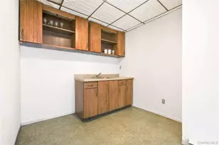 2069 Seward Ave, Bronx, NY 10473 - Photo 29