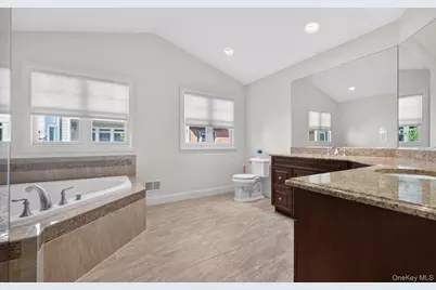 702 Equestrian Way, Westbury, NY 11590 - Photo 17