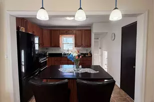 9446 226th St, Floral Park, NY 11001 - Photo 7
