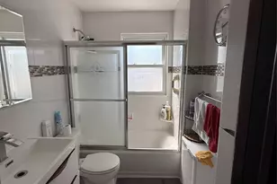 9446 226th St, Floral Park, NY 11001 - Photo 25